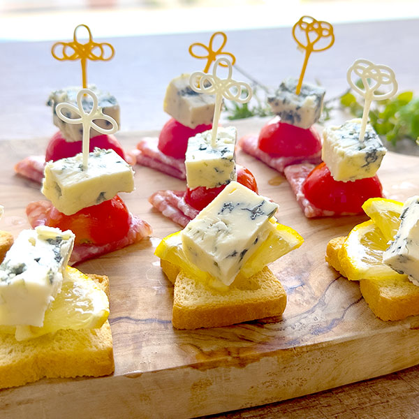 ブルーとはちみつのピンチョスプレート