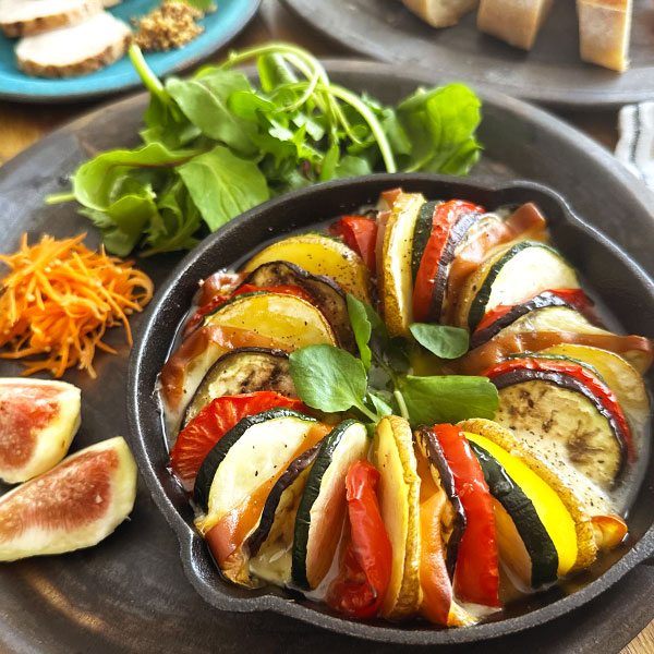 スカモルツァと野菜の重ね焼き